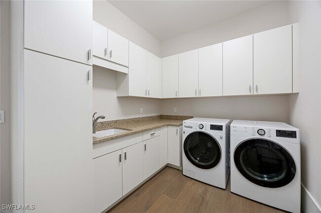 Building Photo - 9171 Mercato Ln