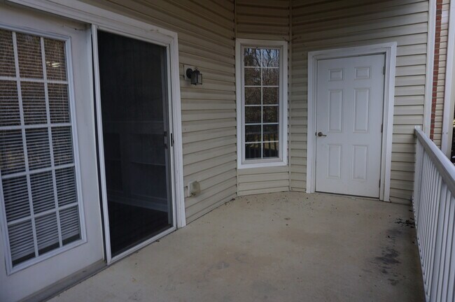 Building Photo - 2636 Harding Ct