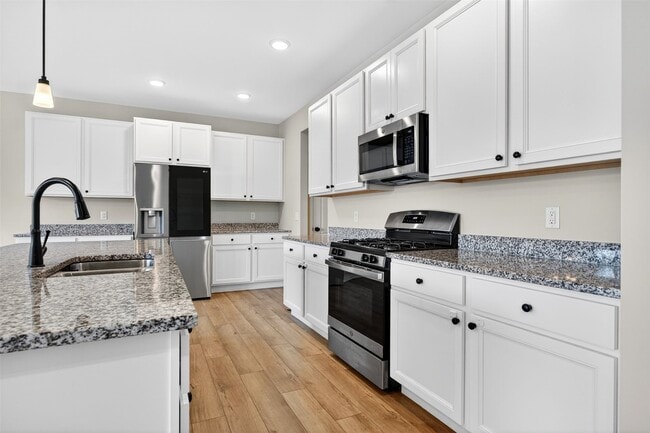 Building Photo - 138 Rhythm Point Dr