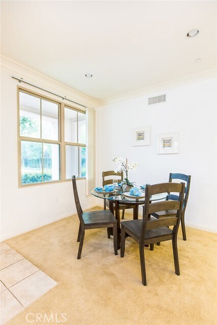 Building Photo - 137 Kempton