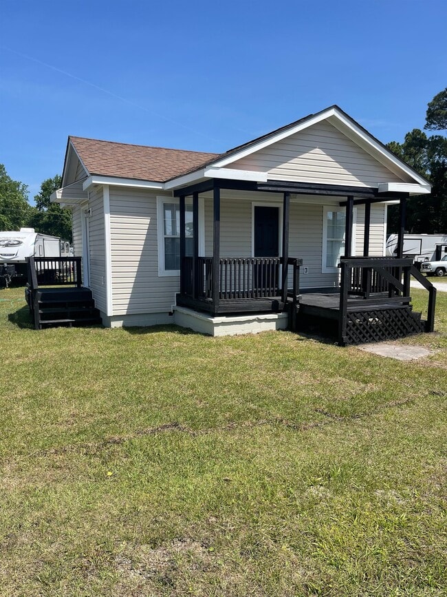 Building Photo - 2205 NC-172