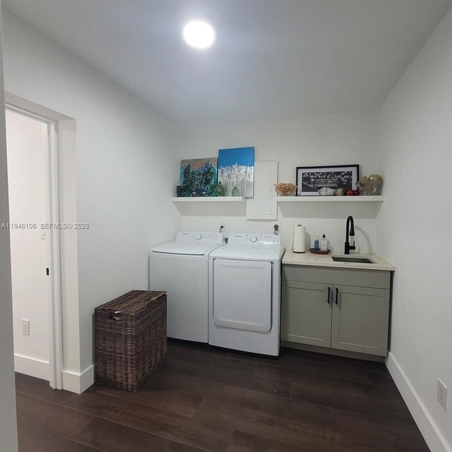 Building Photo - 19930 SW 118th Pl