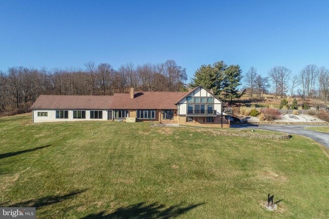 Primary Photo - 1496 Orchard Ln