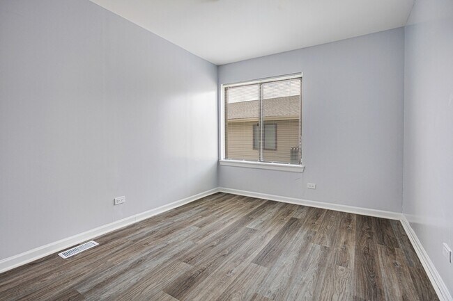 Building Photo - 7557 Bristol Ln