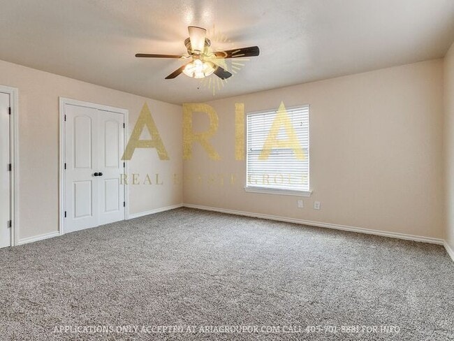 Building Photo - 2 bed/1.5 bath Norman Townhome Duplex - AV...