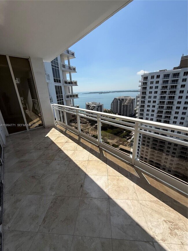 Building Photo - 901 Brickell Key Blvd