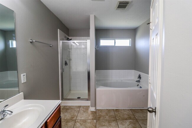 Building Photo - 2626 Shearwater Bend Dr