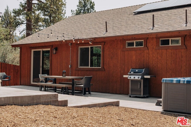 Building Photo - 315 Northern Cross Dr