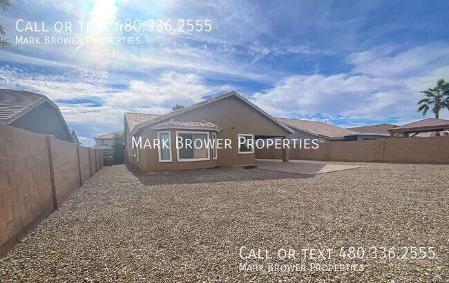 Building Photo - 1492 E Leaf Rd