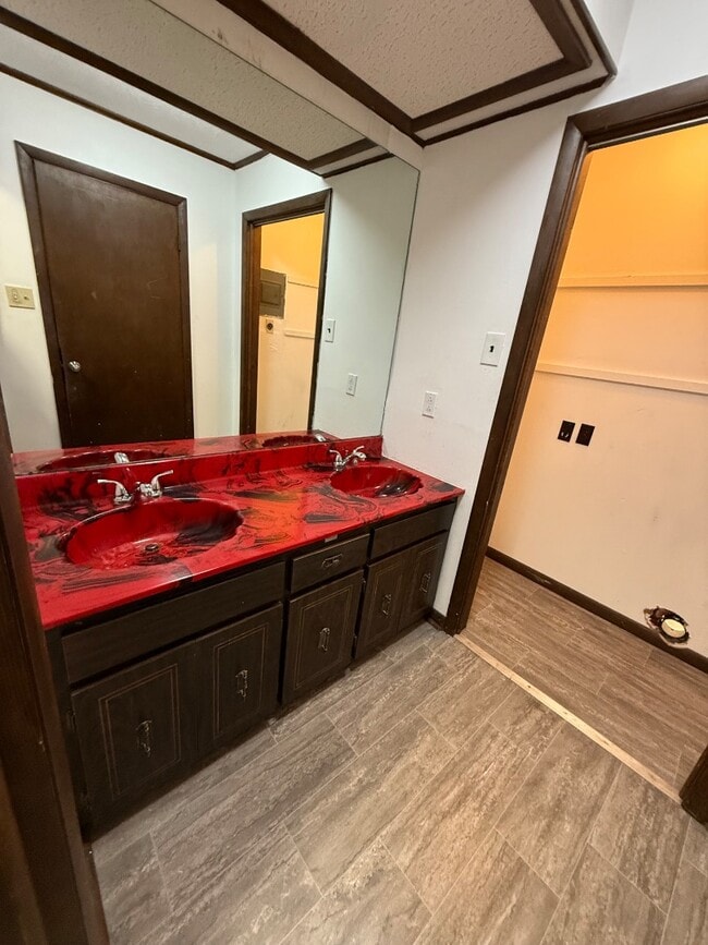 Building Photo - 275 Bellmeade Dr