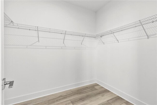 Building Photo - 517 Motivation Cir NW