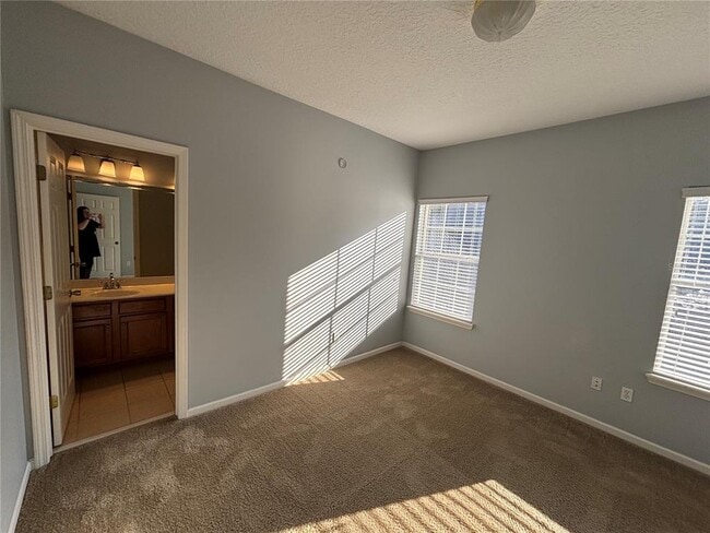 Building Photo - 1384 Eagle Crossing Dr