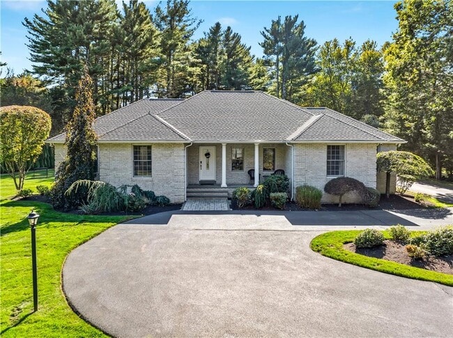 Building Photo - 9 Ridge Rd