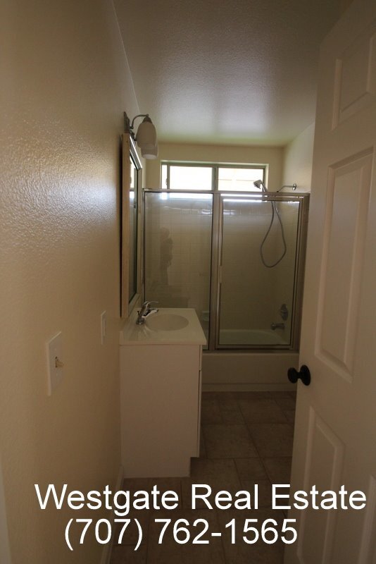 Building Photo - 1439 Morning Glory Dr