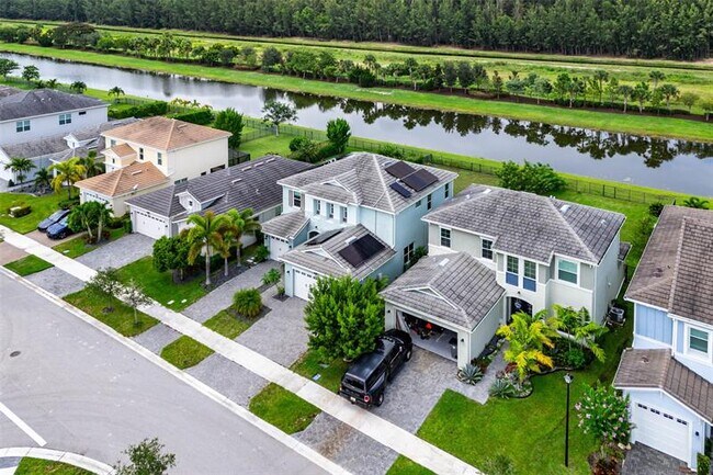 Building Photo - 15406 Goldfinch Cir