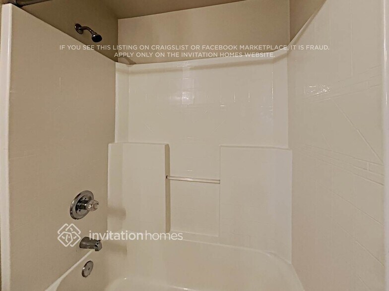 Building Photo - 8505 160th St Ct E