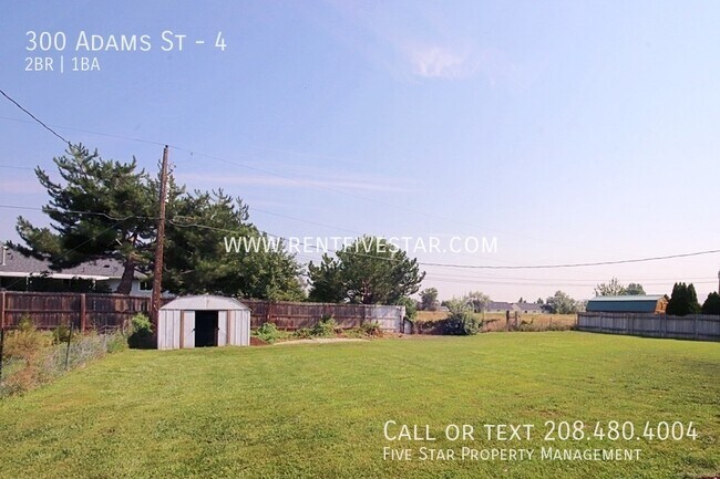 Building Photo - Beautiful 2 Bedroom 1 Bathroom Apartment i...