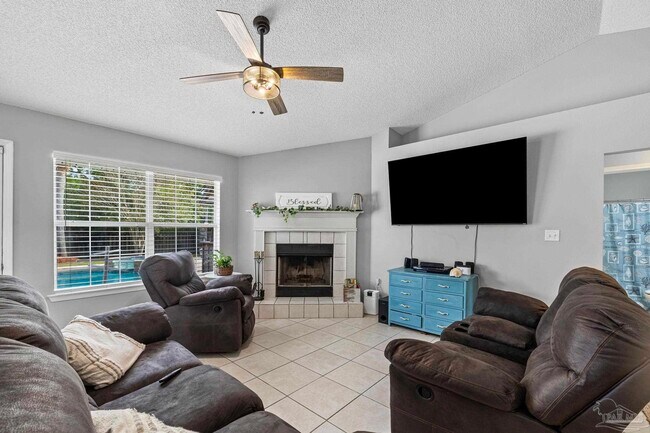 Building Photo - 8092 Hartington Dr