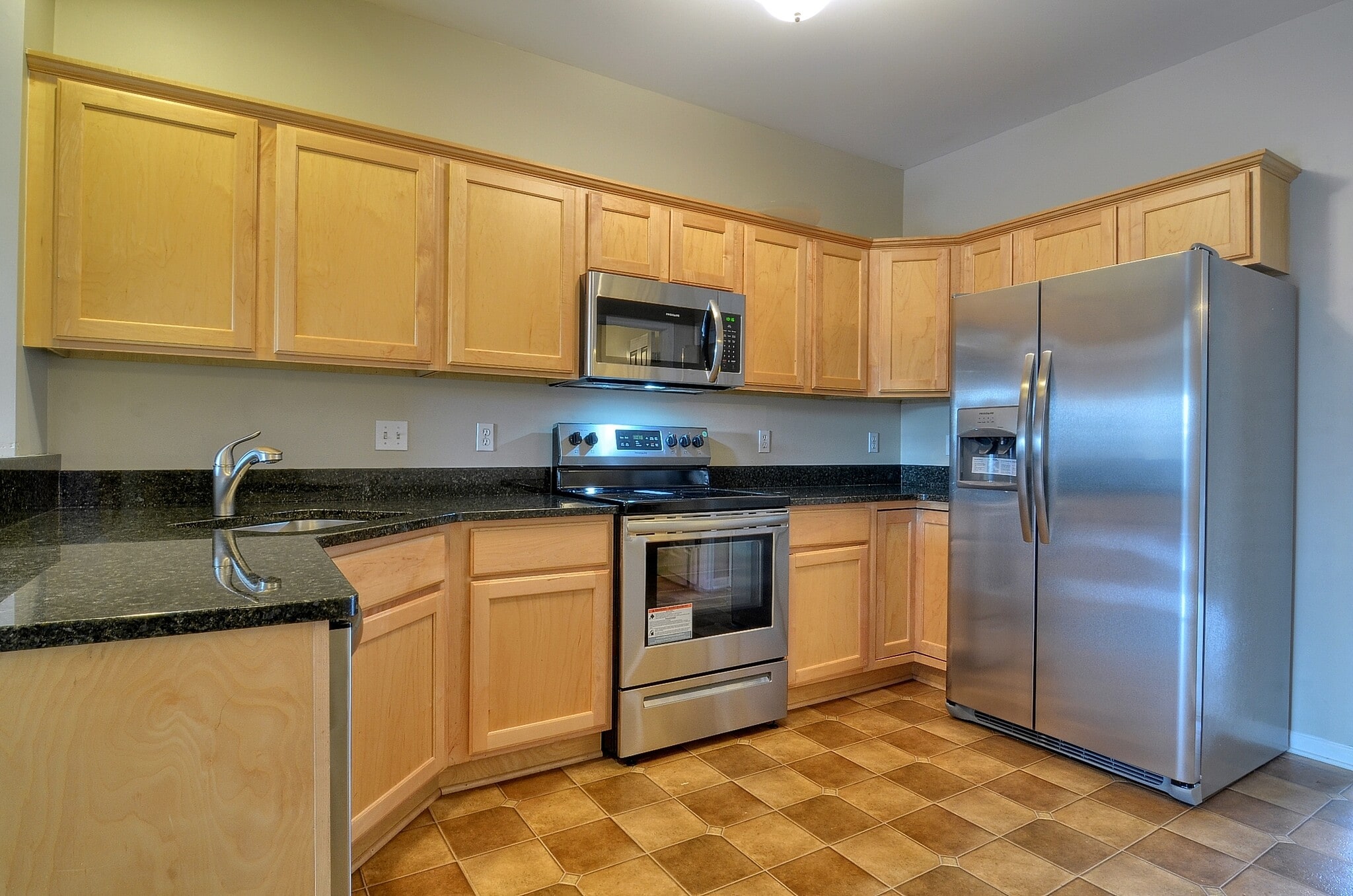 Building Photo - 2136 Knotty Pine