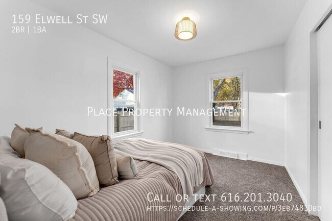 Building Photo - 159 Elwell St SW