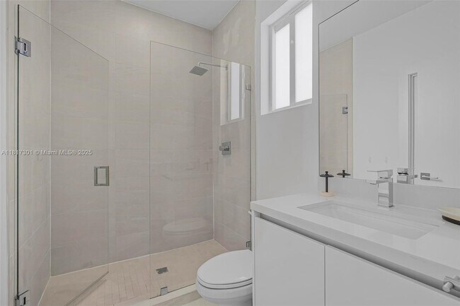 Building Photo - 10373 NW 68th Terrace