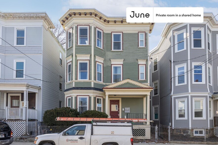 Building Photo - Room in Shared 5 bed/2 bath home