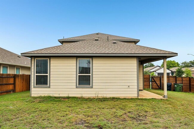 Building Photo - 160 Syrah Ct