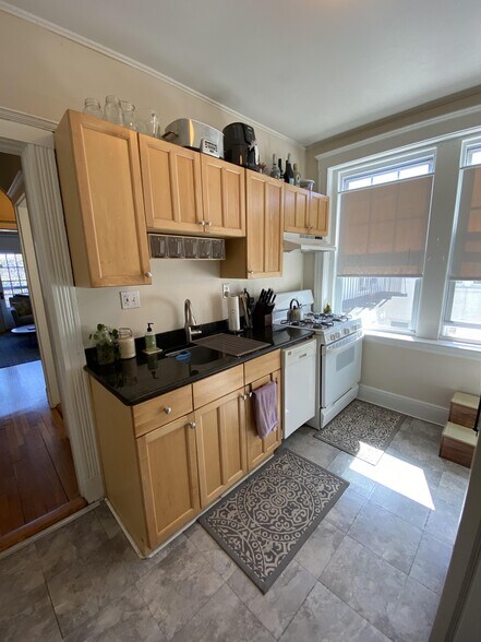 Building Photo - 339 S Huntington Ave