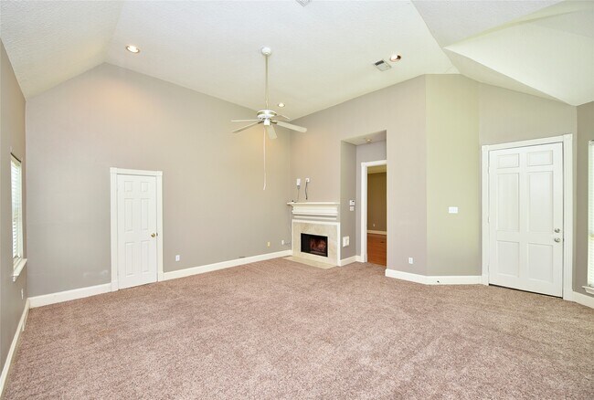 Building Photo - 5830 Hornwood Dr