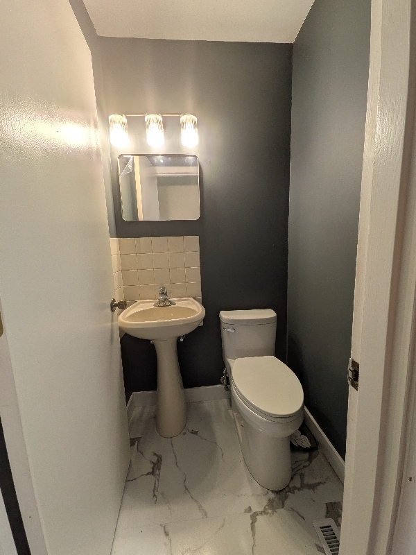 Building Photo - 3925 18th Ave NW