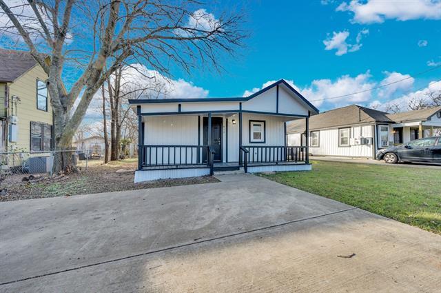 Building Photo - 416 E Avenue F