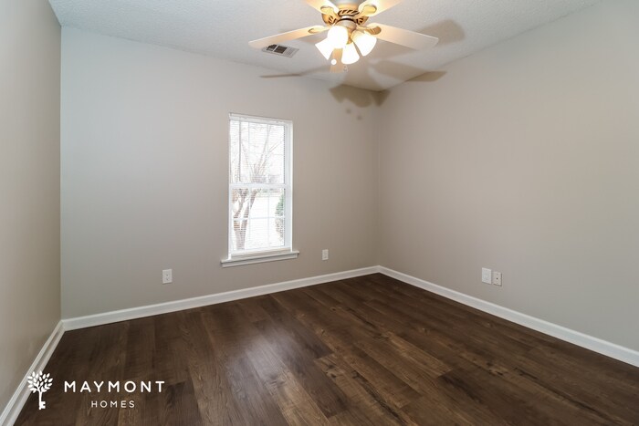 Building Photo - 3308 Lacross Dr