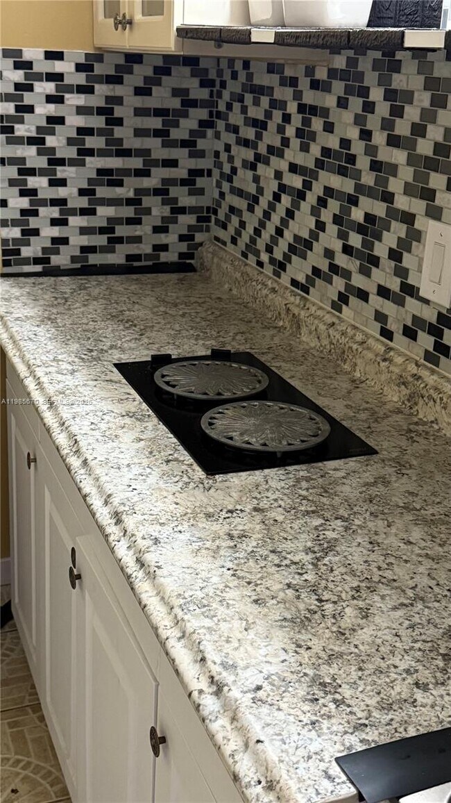 Building Photo - 7961 Orleans St