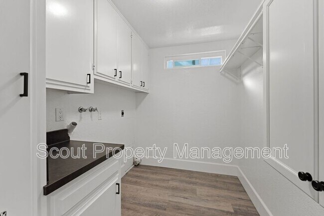 Building Photo - 30605 De Portola Rd