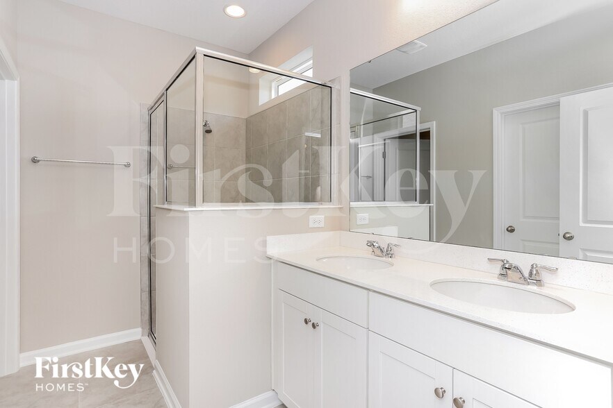 Building Photo - 75318 Plumbago Trce