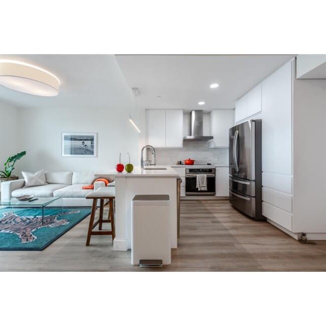 Building Photo - 1723 SW 23rd St