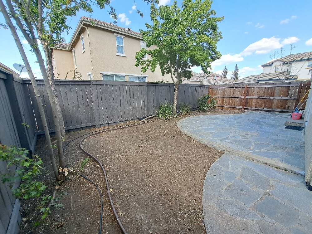 Building Photo - 4950 Trouville Ln