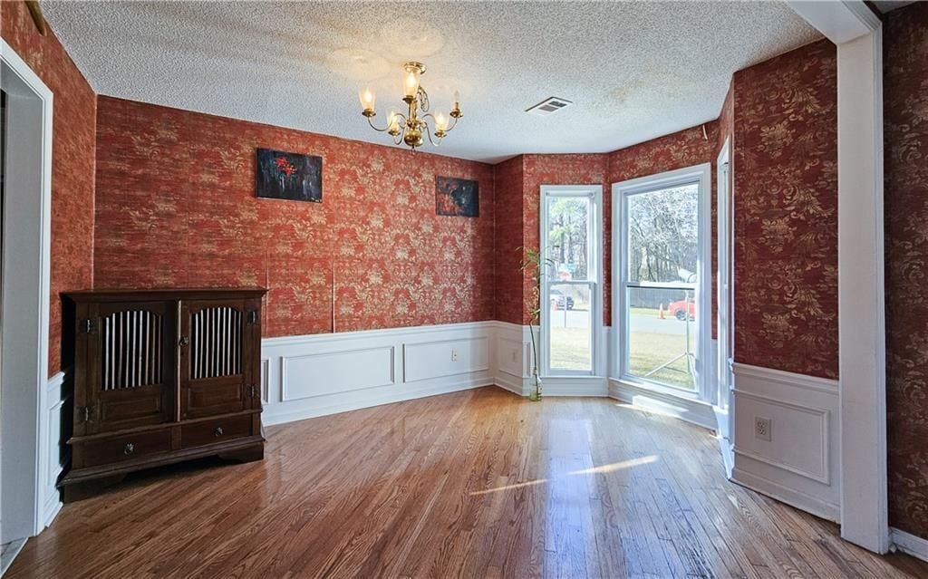 Building Photo - 2825 Binghampton Ln