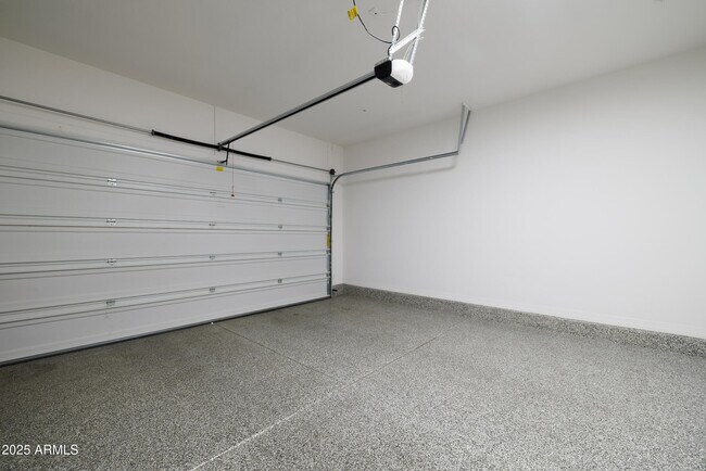 Building Photo - 7349 E Vista Bonita Dr