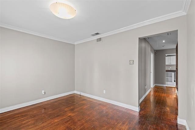 Building Photo - 2117 W Lotus Ave