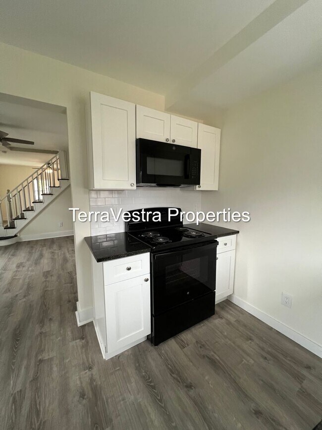 Building Photo - 2 Bed with a bonus room in Bridgeton!