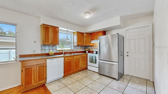 Building Photo - 5233 52nd Way N