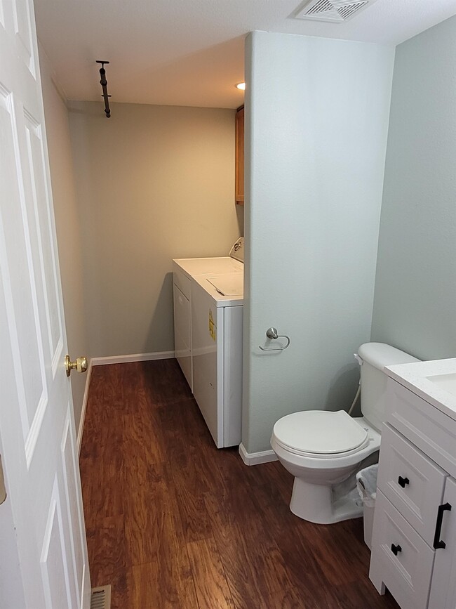 Building Photo - 7588 Greenough Rd