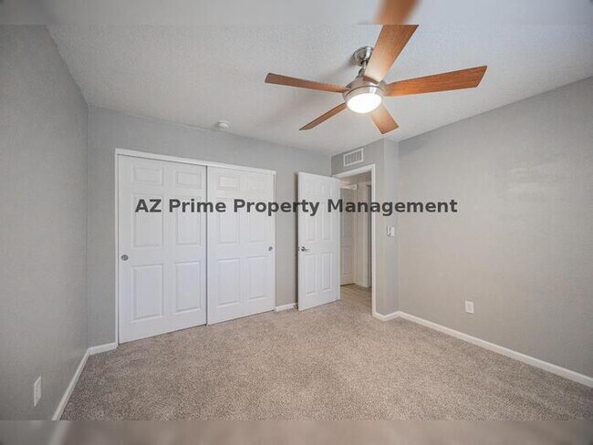 Building Photo - 17601 N 18th Dr