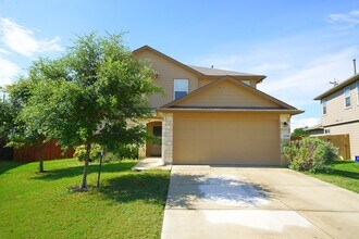 Building Photo - Gorgeous Selma Living with a Inground Pool...