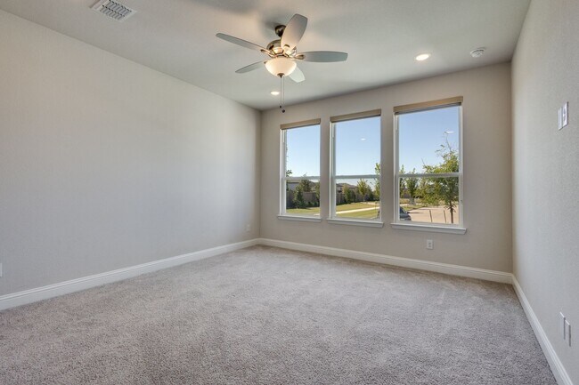 Building Photo - 10538 Downy Cup Dr