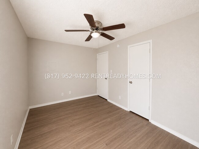 Building Photo - 313 Forby Ave