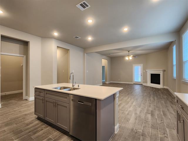 Building Photo - 724 Fencerow Trl