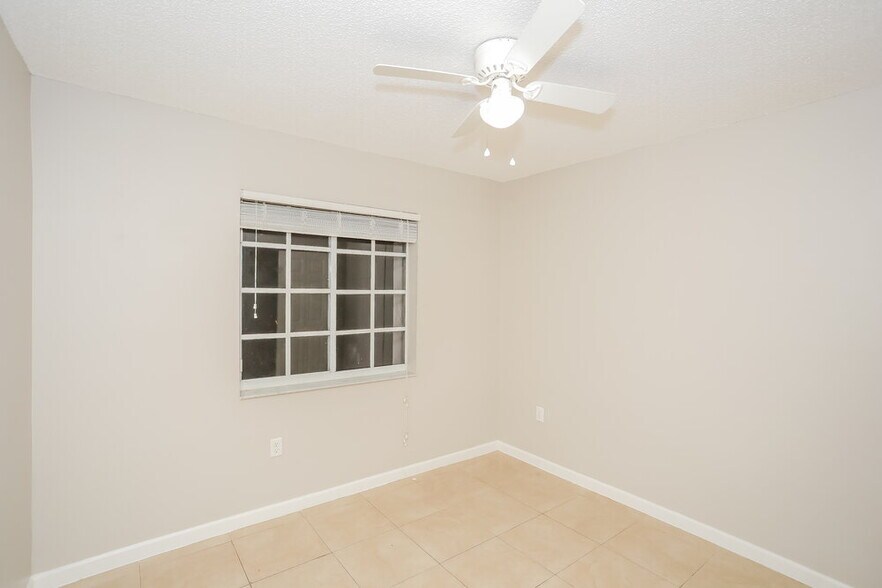 Building Photo - 14982 SW 143rd Terrace