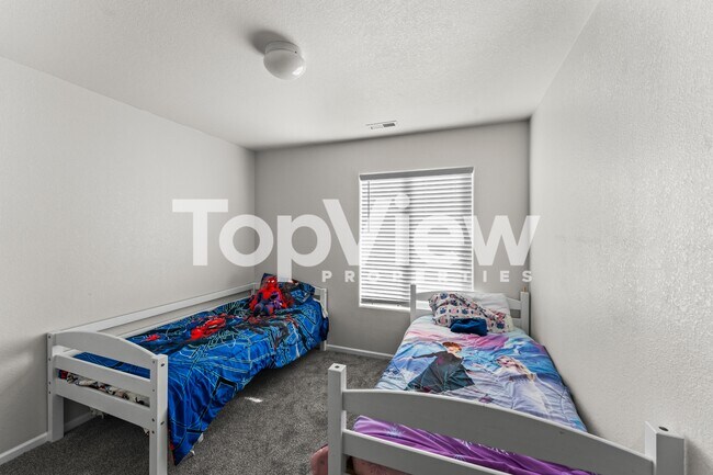 Building Photo - 2259 Falkirk Dr